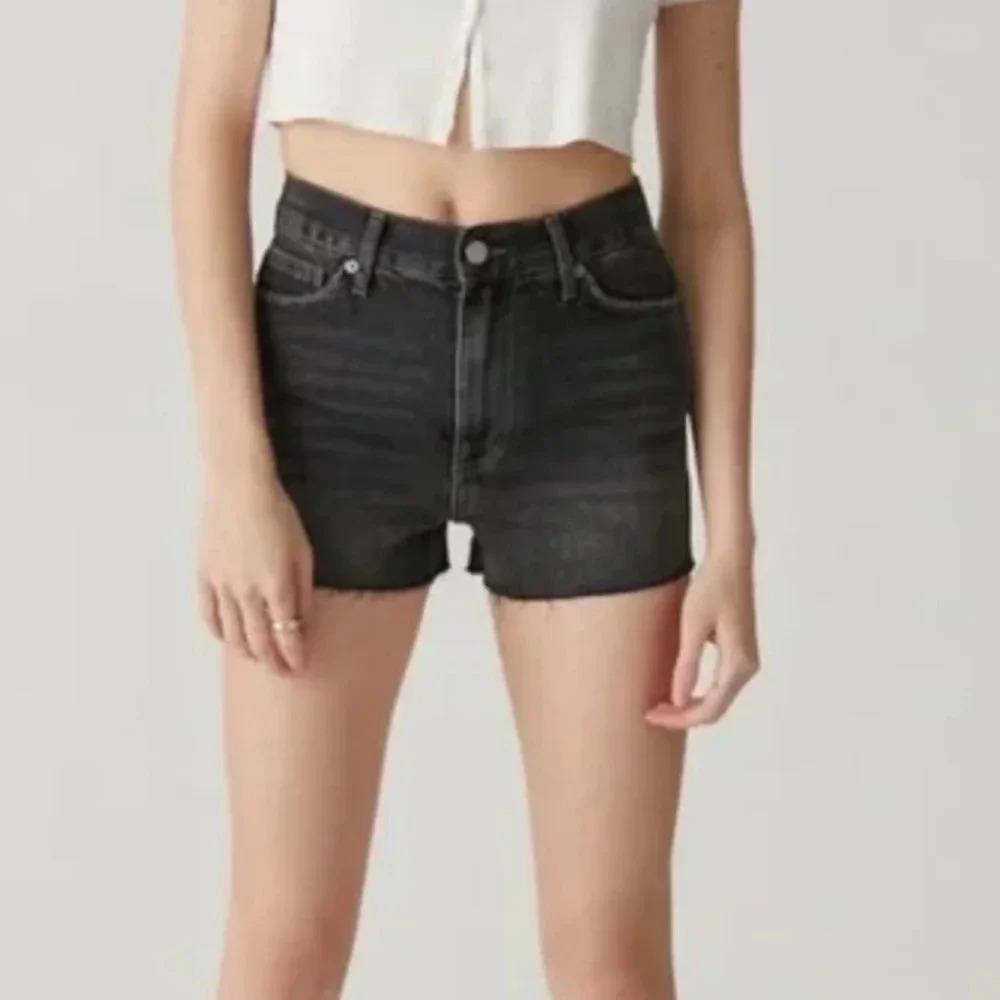 BDG Urban Outfitters washed vintage black shorts, size 32